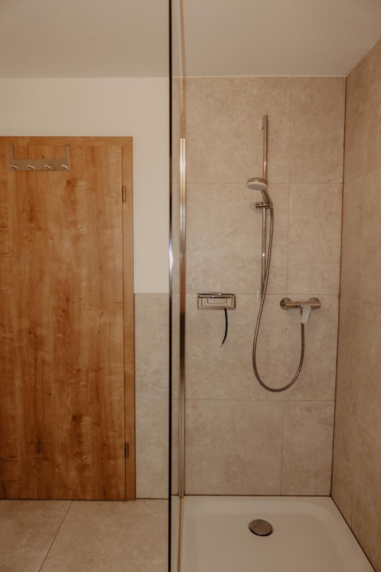 Ferienwohnung/Arbeiterwohnung Kampenwand Rohrdorf  Buitenkant foto
